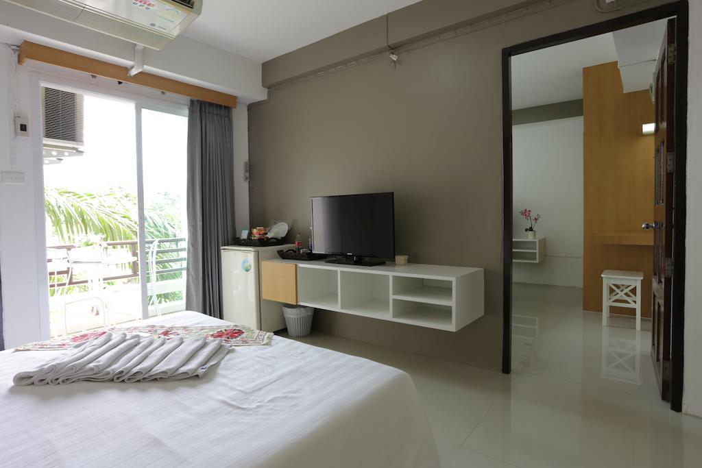 Beerapan Hotel Bangkok Zimmer foto